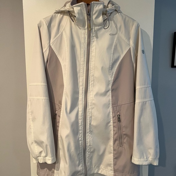 Jessica Simson Spring Jacket/ Windbreaker - Picture 3 of 15